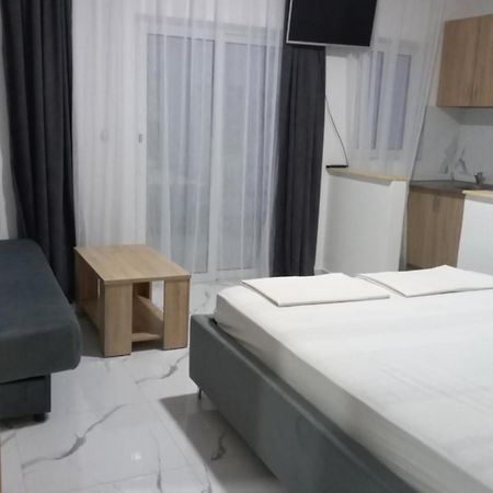 Apartments Armini Ulcinj Exterior foto