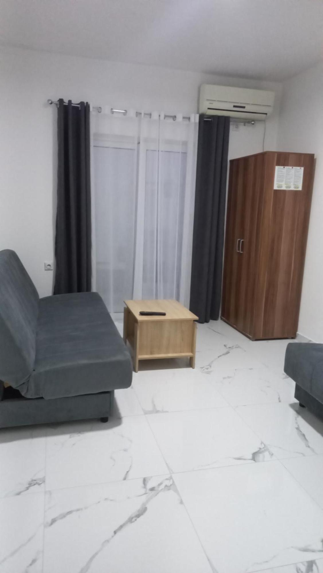 Apartments Armini Ulcinj Exterior foto